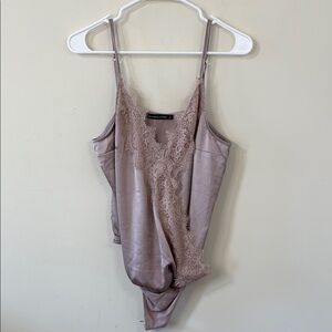 Abercrombie & Fitch Mauve Lace Cami Bodysuit Size Large
